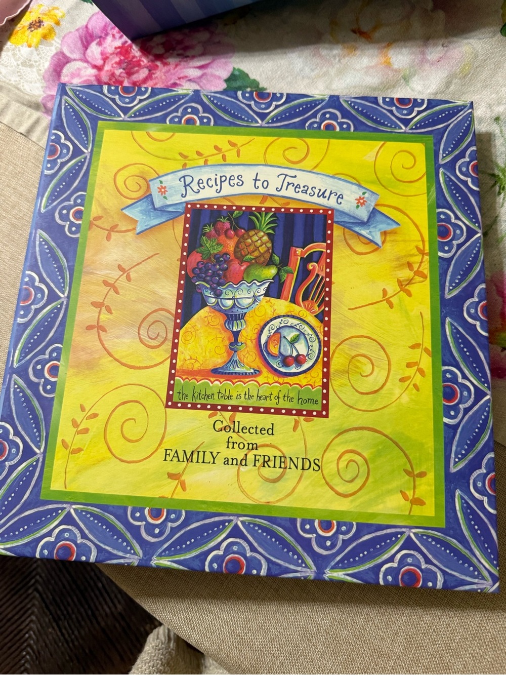 Recipes to Treasure Family & Friends Recipe Binder w/ blank recipe cards